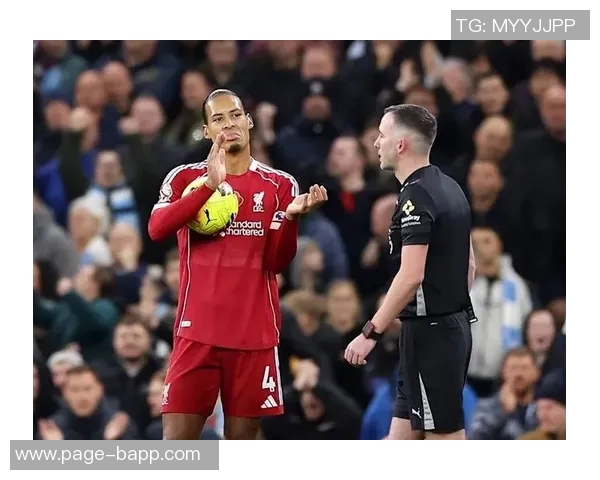 范戴克回应鲁尼批评称未听到其言论表示正常并无不满情绪 范戴克回应鲁尼批评称未听到其言论表示正常并无不满情绪