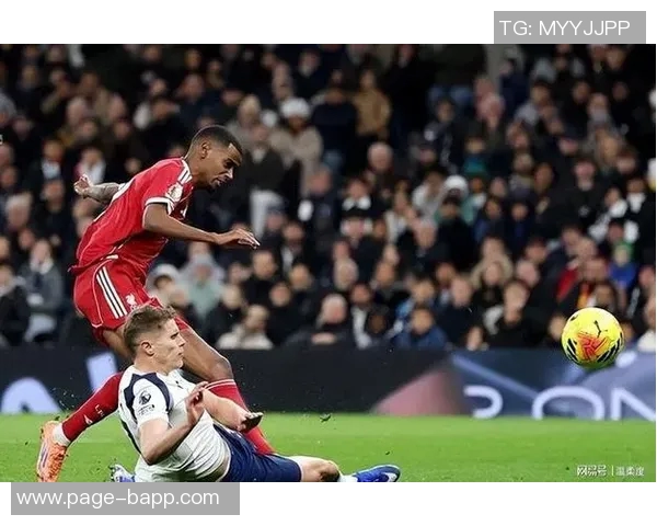 米体报道罗马租借齐尔克泽后买断费用或超3500万欧元具体金额待定